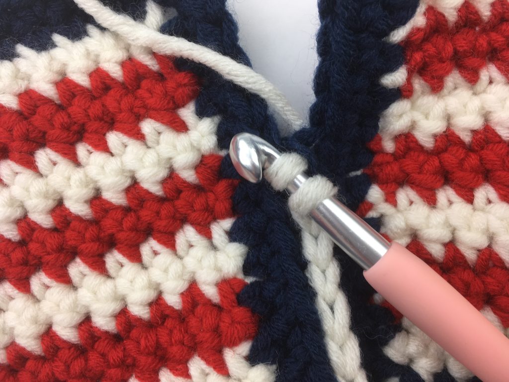 Joining instructions 3 - Hearts and Stripes Blanket